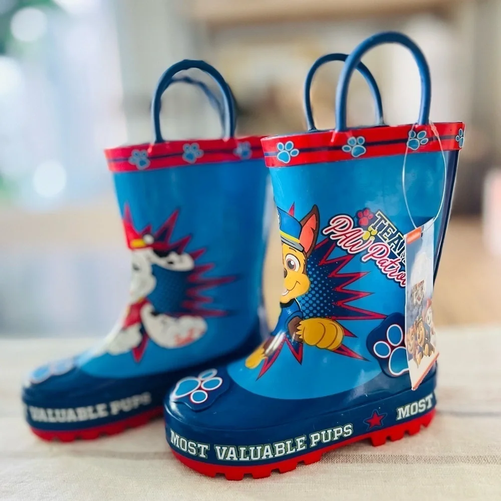 Paw patrol kids water boots size 5/6 NEW